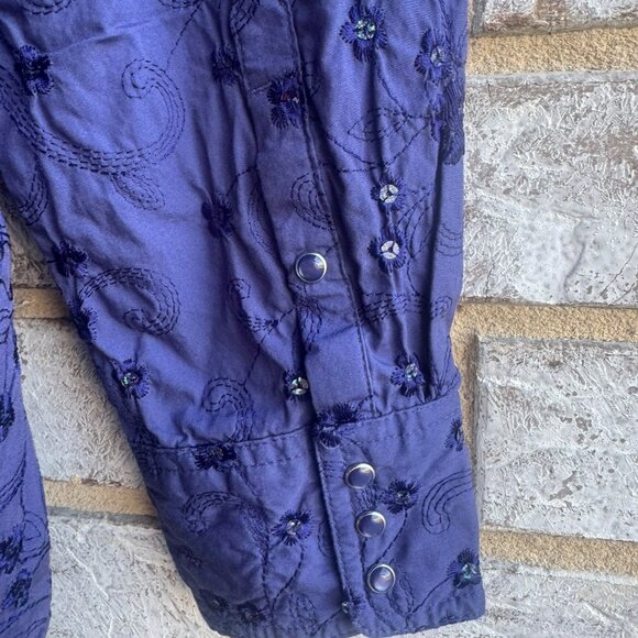 Ariat Long Sleeve Snap Button Front Embroidery Floral Shirt Women's Size L - Picture 8 of 10